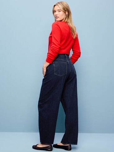 Old Navy The Arc Mid-Rise Barrel Jeans - Rinse in Saudi Arabia