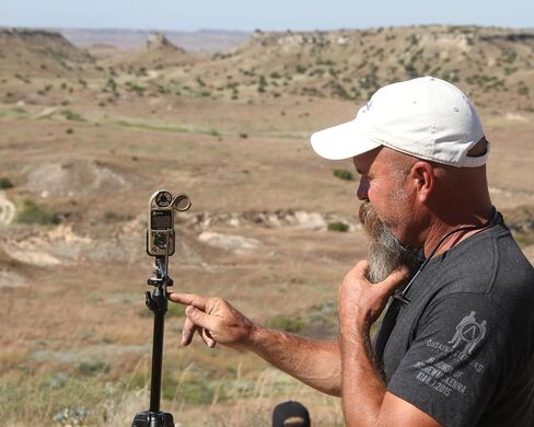 Kestrel 5700 + MagnetoSpeed Sporter Pack | Trusted Precision for Every Hunt in Saudi Arabia