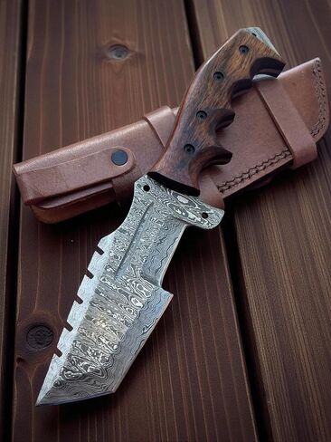 Poshland TR-1169,Custom Handmade Damascus steel Tracker Knife - Limited Edition Knife in Saudi Arabia