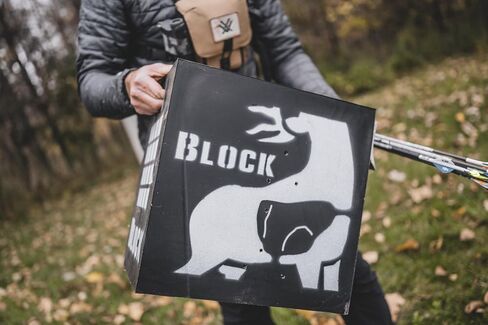 BLOCK Infinity Crossbow 6-Sided Archery Foam Target 16" x 16" x 16", 520 FPS, PolyFusion High-Density Layered Foam Stops All Field Points and Broadheads, Easy to Remove Arrows, Durable Carrying Handle in Saudi Arabia
