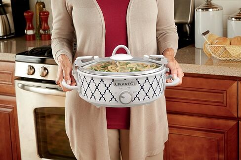 Crock-Pot Small 2.5 Quart Casserole Slow Cooker in White/Blue, Enjoy Eye-Catching Quick Meals, Durable and Compact in Saudi Arabia