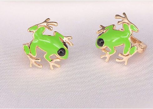Frog Earrings for Women Girls Cute Frog Hoop Huggie Earrings Minimalist Small Frog Hoop Earrings Animals Earring Jewelry Birthday Gifts in Saudi Arabia