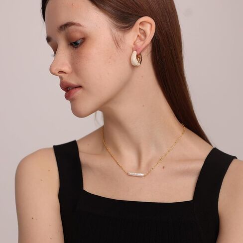 Baroque Pearl Choker Necklace 14K Gold Plated Chain in Kuwait