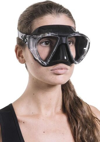 Adult Dive Mask with Inclined Lens, Lateral Visibility, and Silicone Skirt for Scuba Diving - Penta+: Made in Italy in Saudi Arabia