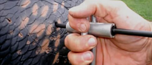Double D's Magnum Grip Elite Arrow Puller و Crossbow Bolt Puller - أداة رماية متميزة تسحب جميع أحجام الأسهم - توفر القبضة اللازمة لسحب أي مسمار من أي هدف in Kuwait