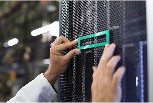 Hewlett Packard Enterprise SmartArray P408e-p SR Gen10 RAID Controller PCI Express 3.0 12 Gbit/s in Saudi Arabia
