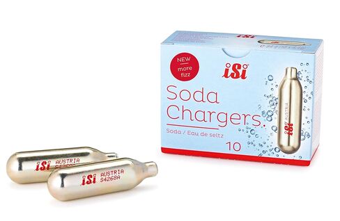 iSi North America Classic Sodamaker Set with Soda Siphon Chargers, 50-Pack - Stainless Steel 1-Quart Sparkling Water System & CO2 Carbonation Chargers for Carbonated Drinks, Juices, Cocktails in Saudi Arabia