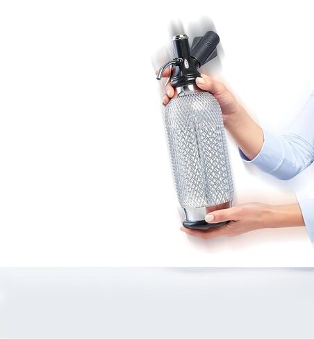 iSi North America Classic Sodamaker Set with Soda Siphon Chargers, 50-Pack - Stainless Steel 1-Quart Sparkling Water System & CO2 Carbonation Chargers for Carbonated Drinks, Juices, Cocktails in Saudi Arabia