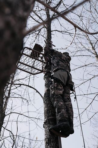 Trophy Slayer Mono 16 FT Treestand Climbing Sticks for Hunting, Steel Tree Stand Ladder Sticks, Portable Climbing Sticks for Treestands, Deer Stand Ladder Steps in Saudi Arabia