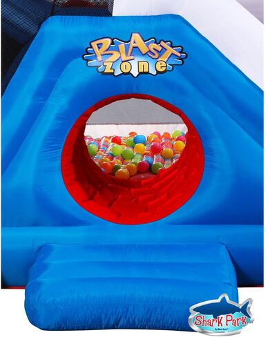 Blast Zone Shark Park 19x11 كرسي قفز قابل للنفخ في الحديقة المائية - منفاخ - جدار التسلق - منزلق - منطقة سبلاش - ضخمة in Kuwait
