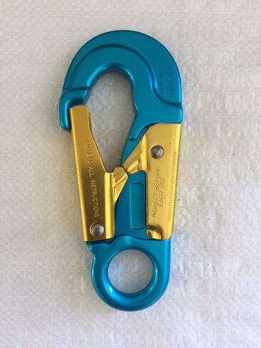 Aluminum Double Locking AL Snap Part# 85124 Made in U.S.A. in Saudi Arabia
