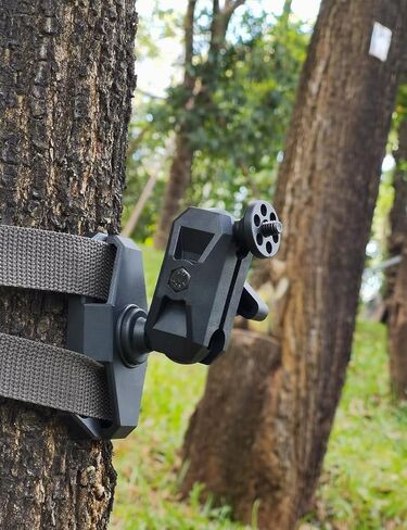 Trail Camera Mount, 1/4 "-20 Threaded Game Camera Holder for Tree Mount with Straps, 360° Adjustable Hunting Accessories Gear (2 Pack) in Saudi Arabia