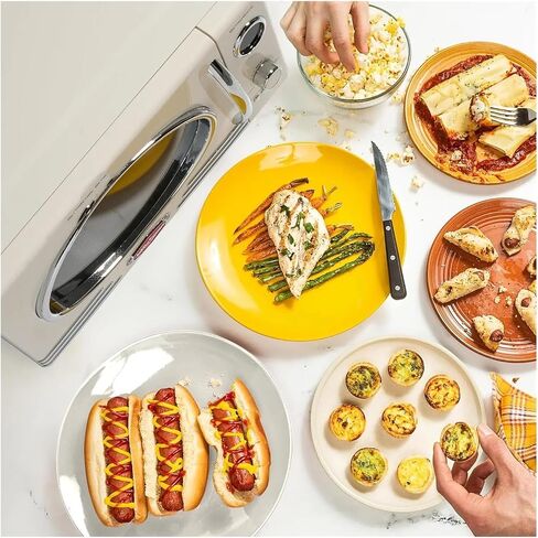Retro Countertop Microwave Oven Large 800-Watt 0.9 Cu Ft 12 Pre-Programmed Cooking Settings Digital Clock Kitchen in Saudi Arabia