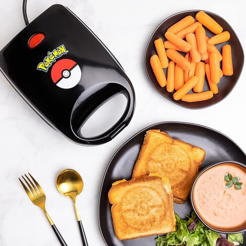 Uncanny Brands Marvel Spider-Man Single Sandwich Maker - Marvel Kitchen Appliance in Saudi Arabia