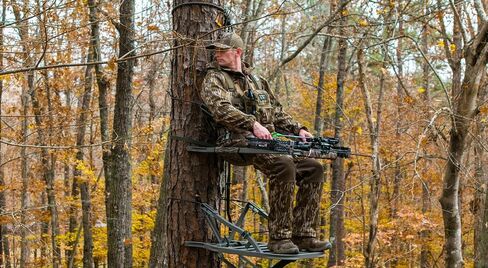 Summit Treestands Mesh Seat – Textilene Replacement Climbing Treestand Seat - Mossy Oak Original Bottomland - 350 lb Capacity - Fits Viper SD, Goliath, Titan & More - Lightweight All-Day Comfort in Saudi Arabia