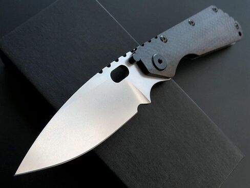 Eafengrow EF225 Pocket Knife Hunting Knives D2 Blade Titanium Handle with Clip EDC Tools Survival (black) in Saudi Arabia