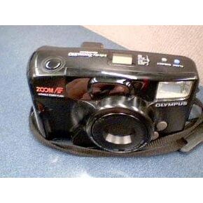Olympus Infinity Zoom 210 Quartz Date 35mm Film Camera W/Zoom AF Viariable Power Flash w/ Olympus Lens Zoom 38-76mm Camera(Black Color) in Kuwait