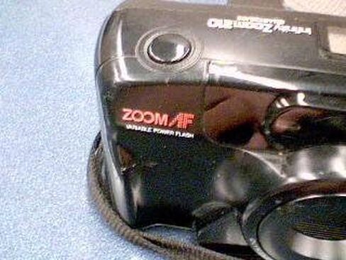 Olympus Infinity Zoom 210 Quartz Date 35mm Film Camera W/Zoom AF Viariable Power Flash w/ Olympus Lens Zoom 38-76mm Camera(Black Color) in Kuwait