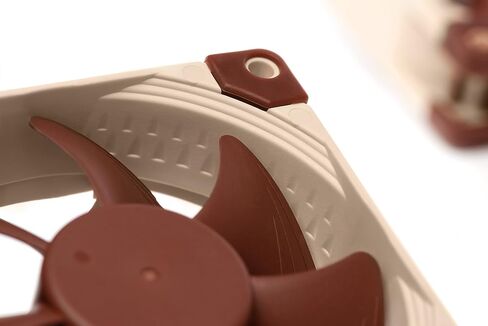 Noctua NF-A8 5V PWM، مروحة هادئة عالية الأداء 80 ملم in Saudi Arabia