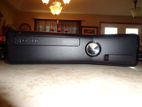 Xbox 360 slim 250 GB in Saudi Arabia