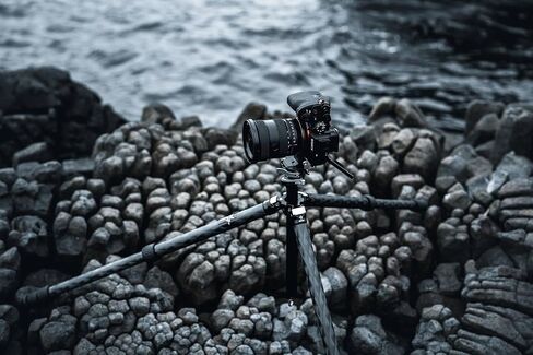 Silence Corner - Atoll S+, Black/Lava - Rotating Collar for Sony Mirrorless Cameras, Fast Orientation Change Vertical/Horizontal, Easily Change Lenses, Universal Tripod Mounting, Faster than L-Bracket in Saudi Arabia