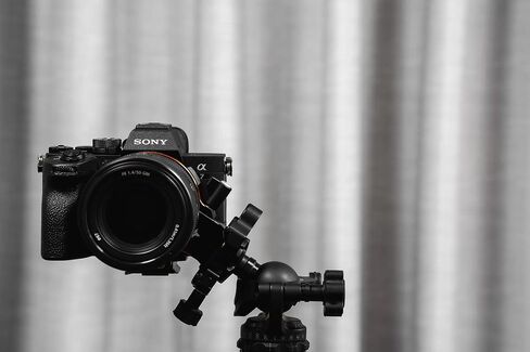 Silence Corner - Atoll S+, Black/Lava - Rotating Collar for Sony Mirrorless Cameras, Fast Orientation Change Vertical/Horizontal, Easily Change Lenses, Universal Tripod Mounting, Faster than L-Bracket in Saudi Arabia