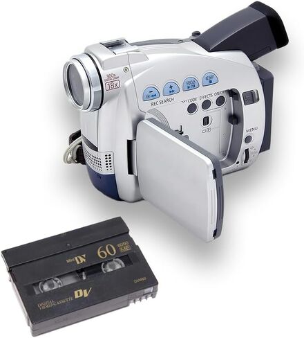 Tech Collector miniDV Tape Player Camcorder w/Blank Tape, AV Cable, USB in Kuwait