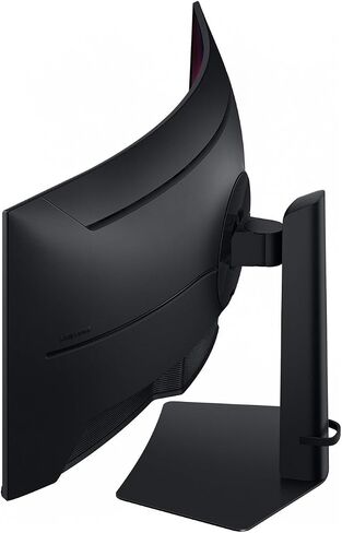 Samsung 40" ViewFinity S8 (S85TH) Curved Monitor, 5K2K WUHD Resolution in Saudi Arabia