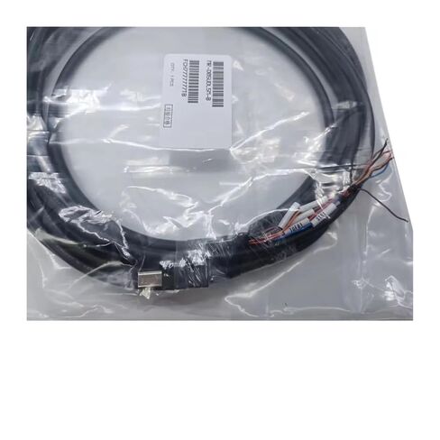 MR-D05UDL3M-B J4 Series STO Input and Output CN8 Interface Signal Communication Cable in Saudi Arabia