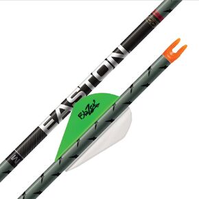 أسهم كربون من Easton FMJ Max مقاس 5 مم مع 50 نصفًا من الفولاذ المحبب، وريش بليزر مقاس 2 بوصة (6 عبوات) in Kuwait