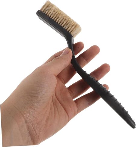2pcs Rock Climbing Brush with Nonslip Handle and Sturdy Plastic Bristles for Efficient Cleaning of Indoor Climbing Walls and Outdoor Rock Adventures in Saudi Arabia