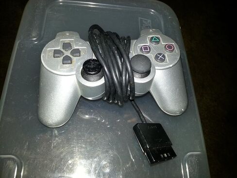 Sony 711719722601 Playstation(R) 2 DUALSHOCK(R) Analog Controller (Silver) in Saudi Arabia