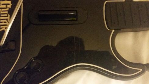 PlayStation 2 Guitar Hero Wireless Kramer Striker Controller in Saudi Arabia