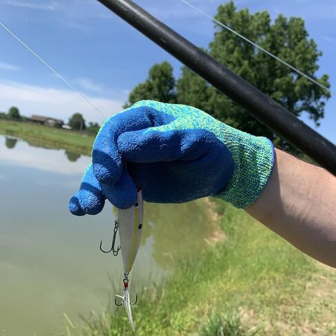Rock Fish FP3703 Filet Gripper Fishing Gloves, Cut-Resistant Filet, Food Prep, Salt & Fresh Water in Kuwait