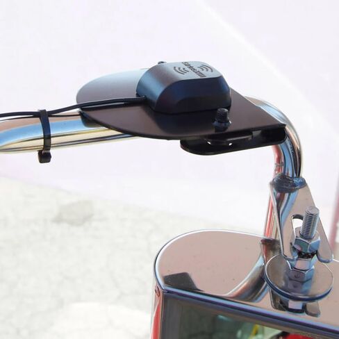 SiriusXM Road Dog BT Truck Satellite Radio Bundle with Universal Antenna Mounting Brackets (SXVRDBT1) in Kuwait
