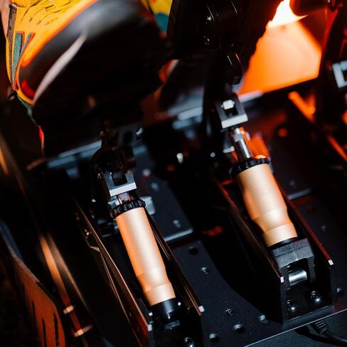 MOZA R21 Sim Racing bundle R21 Ultra Direct Drive Base, CRP2 Load Cell Pedals with Clutch Pedal, CS V2P Racing Wheel in Kuwait