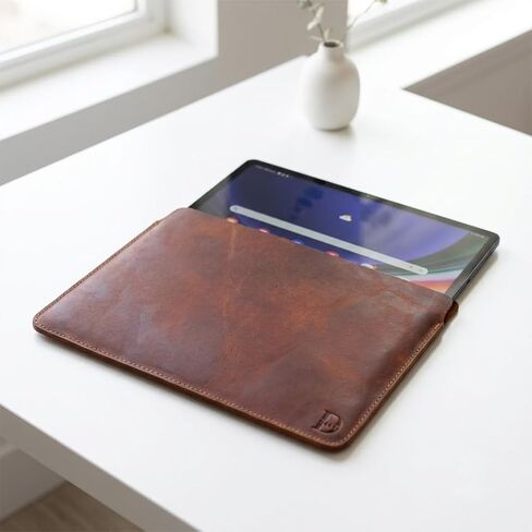 Dessi Matte Crazy Horse Leather Sleeve for 11-Inch iPad Pro in Kuwait