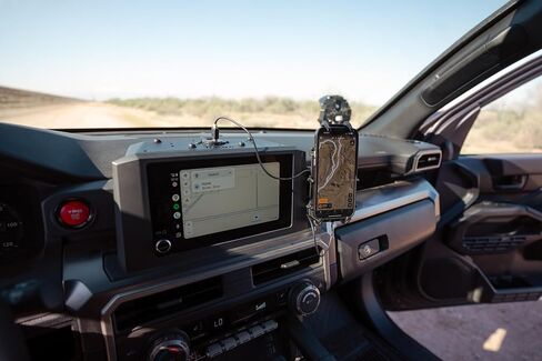 Rago Device Dash Mount for 2025-2026 Toyota 4Runner Compatible w/RAM Mount in Kuwait