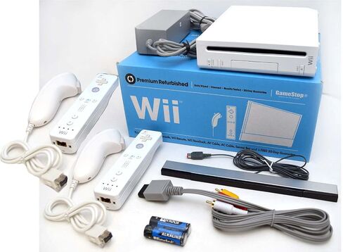 Nintendo Wii Video Game System 2-REMOTE, 2-NUNCHUK Bundle RVL-001 GameCube Family Console WHITE in Kuwait