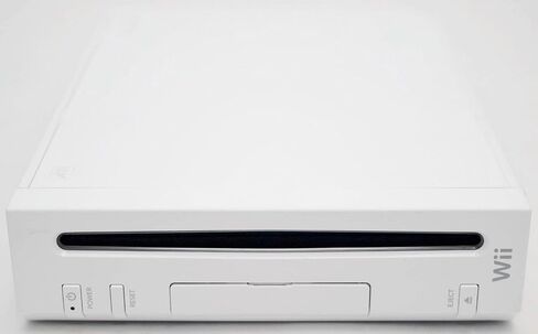 Nintendo Wii Video Game System 2-REMOTE, 2-NUNCHUK Bundle RVL-001 GameCube Family Console WHITE in Kuwait