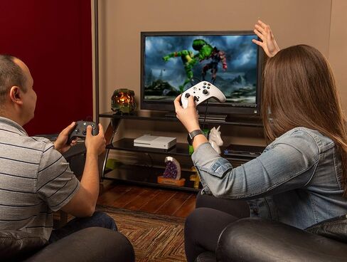 PowerA Enhanced Wired Controller for Xbox One - Black (Renewed) in Saudi Arabia