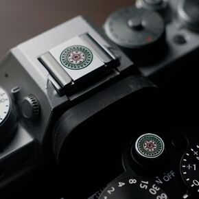 Chinese Mahjong Camera Shutter Button and Camera hot Shoe Cover, Suitable for Fuji XE3/XE4/XT100/XT200/XT20/XT30/XT4/XT5/XPRO2/XPRO3/Nikon ZF (Chinese Mahjong Shutter Button and hot Shoe Cover) in Saudi Arabia