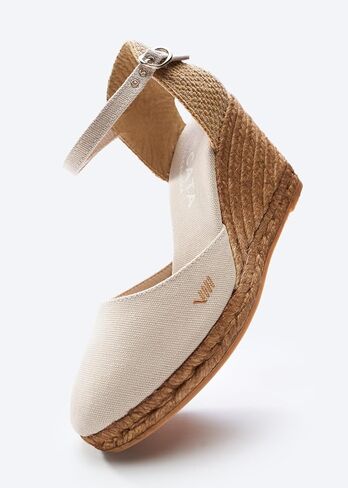 صنادل نسائية من Viscata Satuna Espadrille Canvas Wedges Spain مصنوعة يدويًا بكعب 3 ½ بوصة مع قماش من القطن العضوي المسامي ونعل أوسط من الجوت الطبيعي بنسبة 100% لجميع المناسبات: كاجوال، عمل، حفلة in Kuwait
