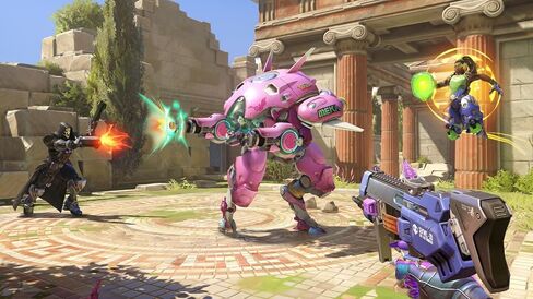 Overwatch Legendary Edition - Xbox One in Kuwait