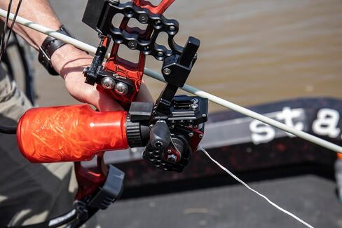 Cajun Winch Pro Reel Bowfishing Kit - Ultimate Bundle Including Winch Pro Reel, 25 Yards of 250 lbs. Line, 2 Arrows W/Piranha Points, Slides, Stops, and Brush Fire Arrow Rest in Kuwait