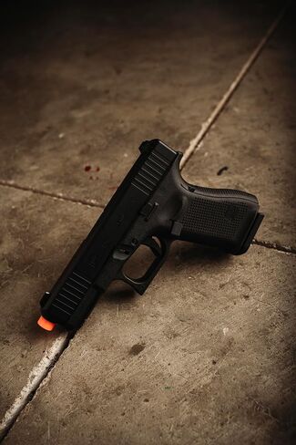 Glock 19 Gen5 GBB Blowback 6mm BB Pistol Airsoft Gun in Kuwait