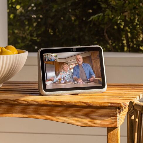 Meta Portal Go - Portable Smart Video Calling 10" Touch Screen with Battery in Saudi Arabia