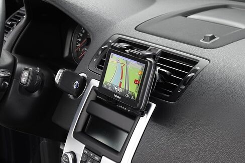 Universal Air Vent Mount (Compatible with All GPS Brands) in Saudi Arabia