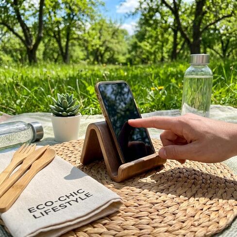 Wood Phone Stand for Desk - American Walnut Wooden Cell Phone Holder for iPhone 17 16 15 14 Pro Max Plus Samsung Galaxy Android Desktop Office Accessories Portable Aesthetic Smartphone Stand in Kuwait