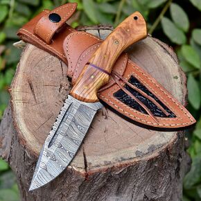 Handmade Damascus Steel Hunting Fixed Blade Knife With Leather Sheath, Olive Wood Handle - 9.75" Length Full Tang Multipurpose Knife K-152 in Kuwait